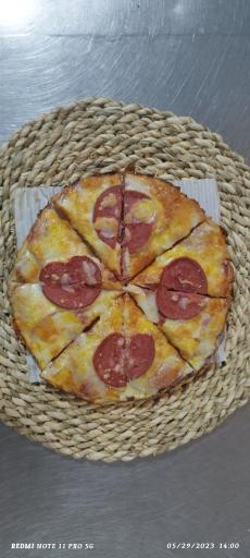 عکس رستوران سنتی و فست فود میزبان