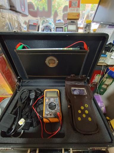 عکس تعمیرگاه و لوازم موتور سیکلت بختیاری