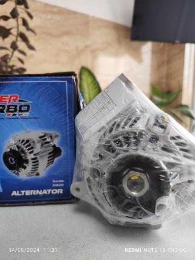 عکس داروخانه یدکی خودرو فرهاد (سوزوکی.هایما.پژو 2008) 