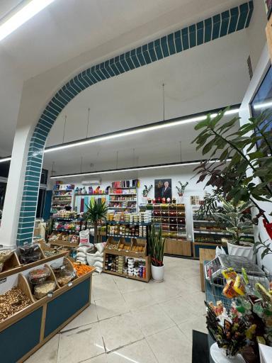 عکس آجیل و خشکبار نبات ریز 