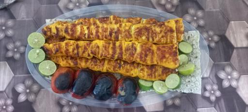 عکس رستوران آب و آتش