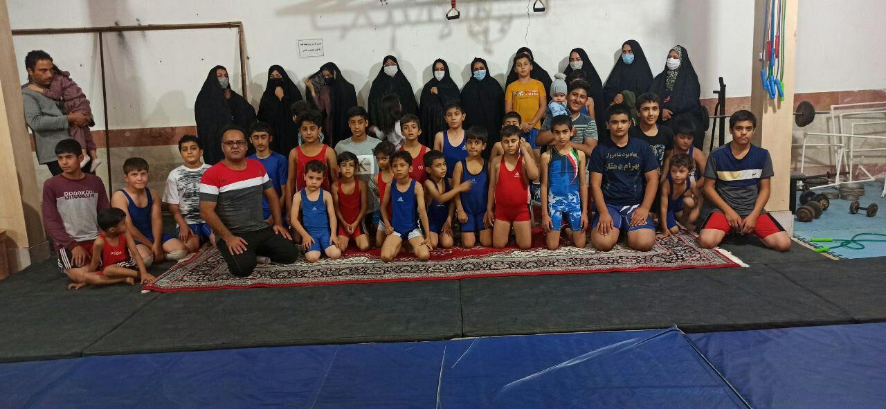 عکس خانه کشتی نوغاب