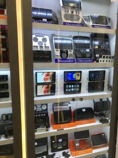 عکس فروشگاه کار سیستم