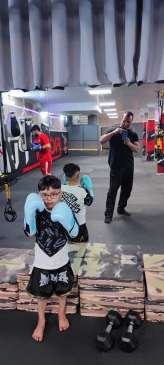 عکس باشگاه فایت پلاس