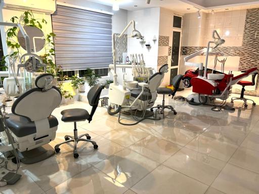 عکس کلینیک دندانپزشکی و زیبایی جانان