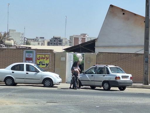 عکس تولیدی پوشاک مدارس سالن کوثر