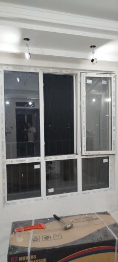 فروشگاه یراق‌آلات و تعمیرات درب و پنجره UPVC 