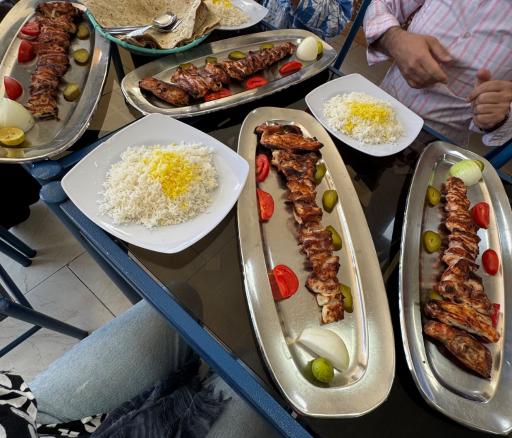 عکس رستوران الماس شرق