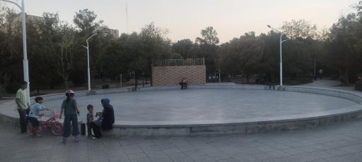 عکس زمین اسکیت