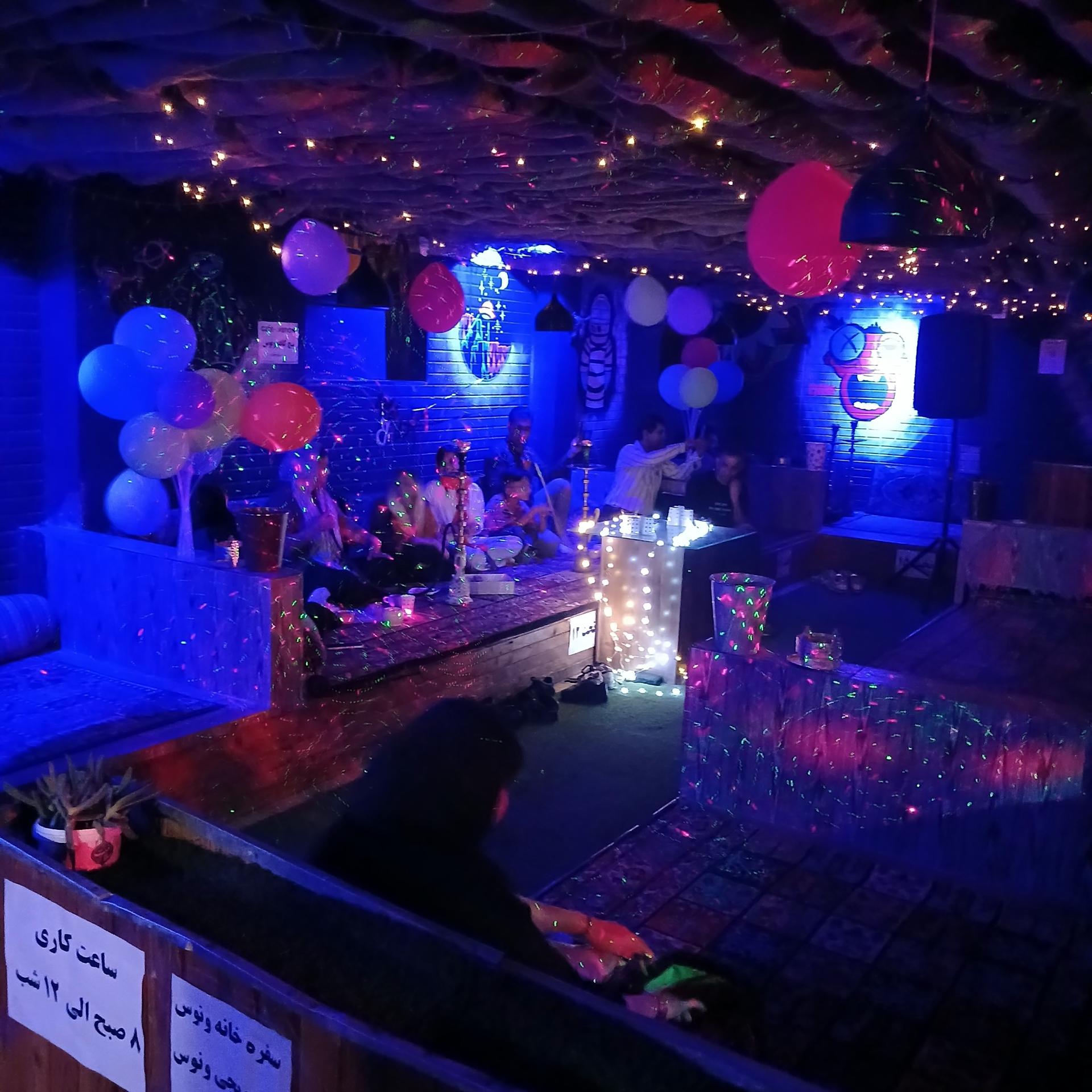 عکس سفره خانه سنتی ونوس آریایی