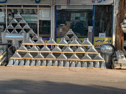 عکس کانال سازی و دریچه سازی برادران تبریزی