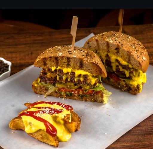 عکس فست فود فرکانس