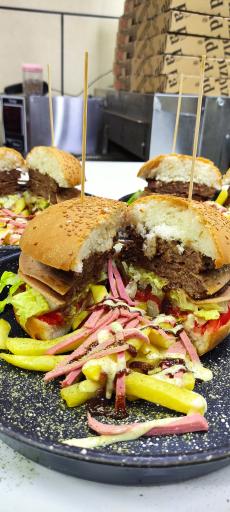 عکس فست فود فرکانس