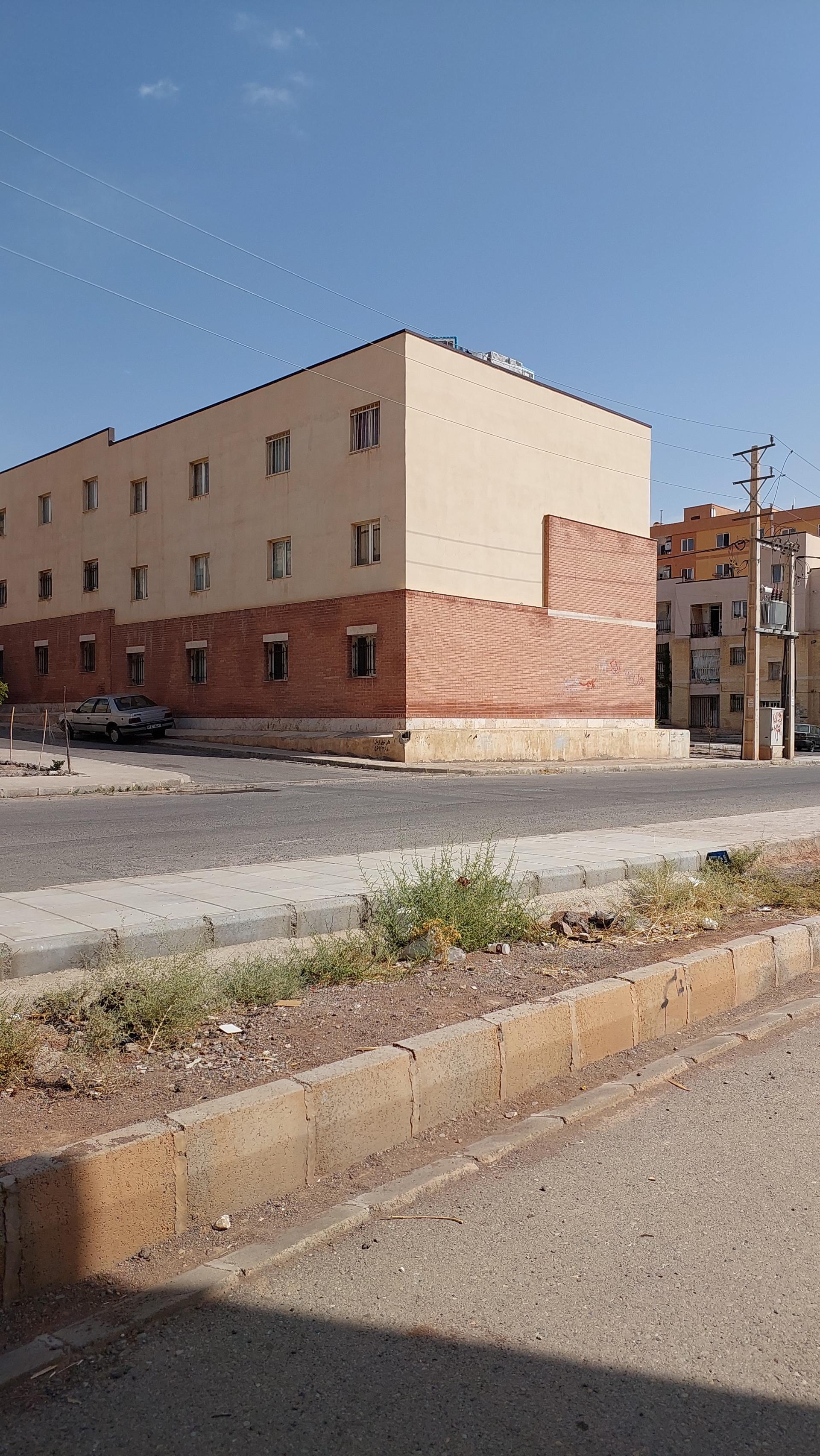 عکس بلوک ۱۸