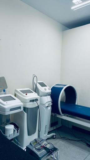 عکس فیزیوتراپی نیکان