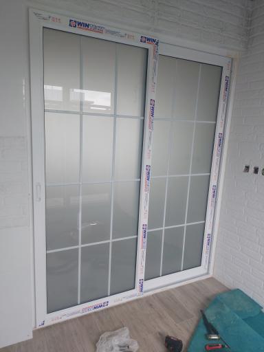 عکس حاتم پروفیل