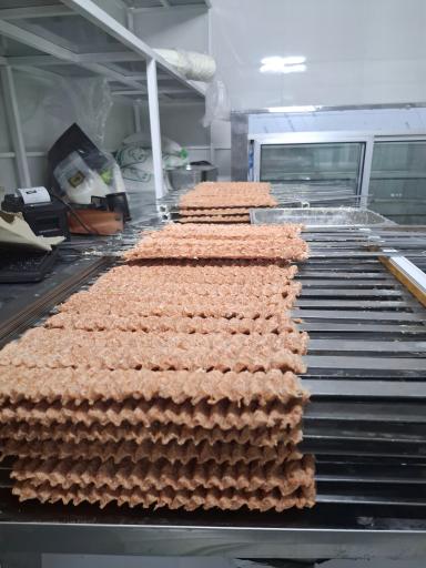 عکس غذارسان رزق حلال