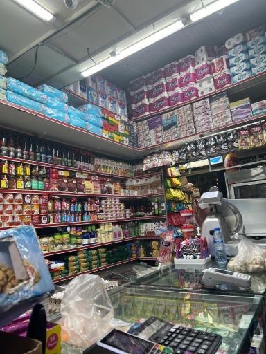 عکس سوپر مارکت تک تهرانسر
