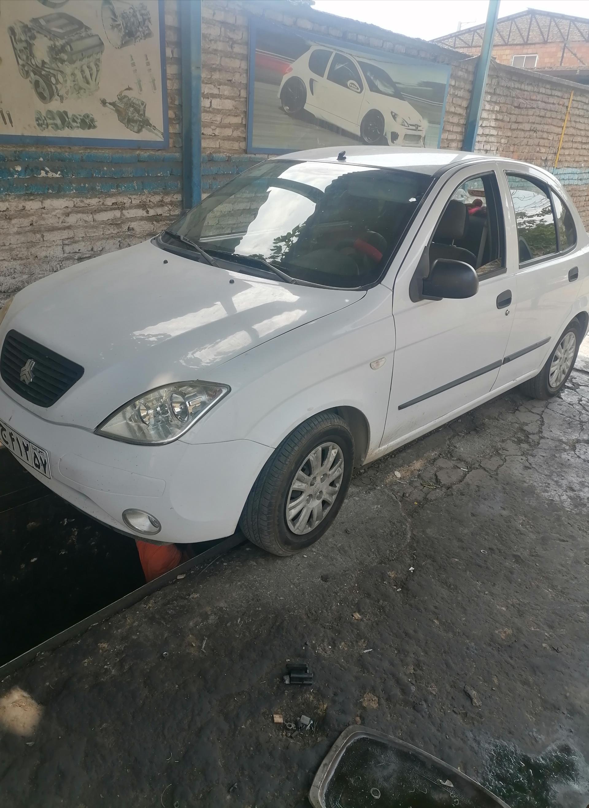 عکس مکانیکی حسین رمضانی