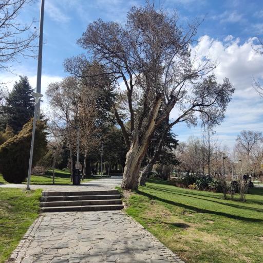 بوستان مردم