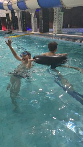 پارک آبی و استخر آریا موج