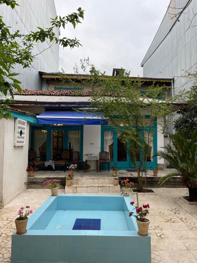 عکس کافه قدیم رشت
