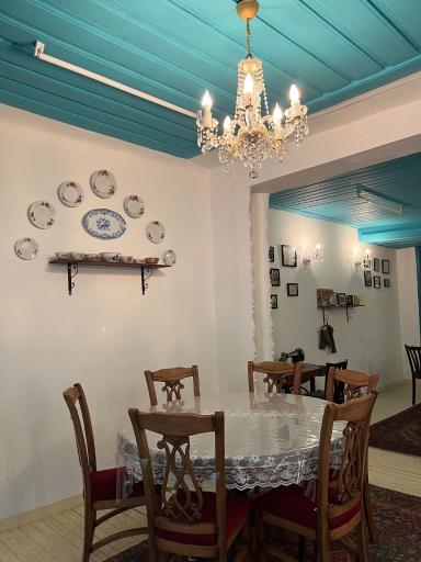 عکس کافه قدیم رشت