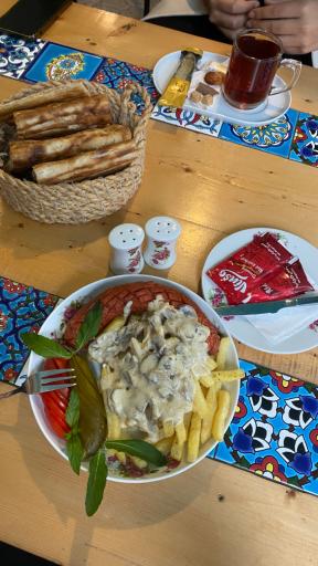 عکس کافه قدیم رشت