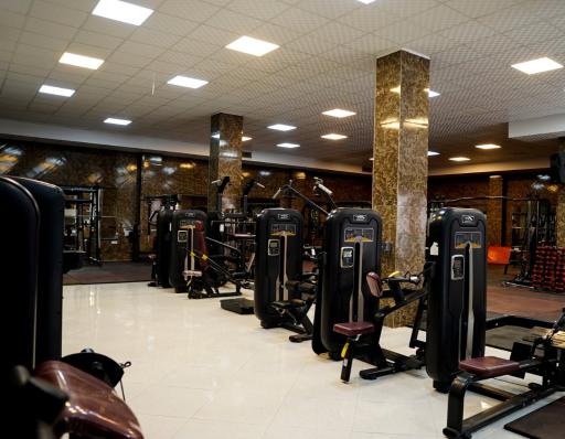 باشگاه بدنساز زیبا