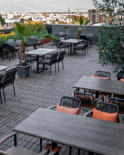 عکس کافه رستوران نورا