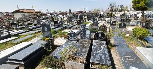 عکس آرامستان و گلزار شهدای پیر ملا