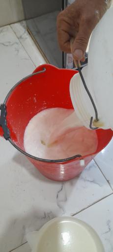 عکس لبنیات سنتی تجن جار