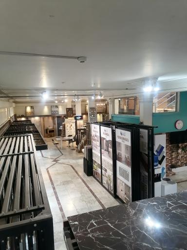 عکس فروشگاه کاشی و سرامیک رییسیان