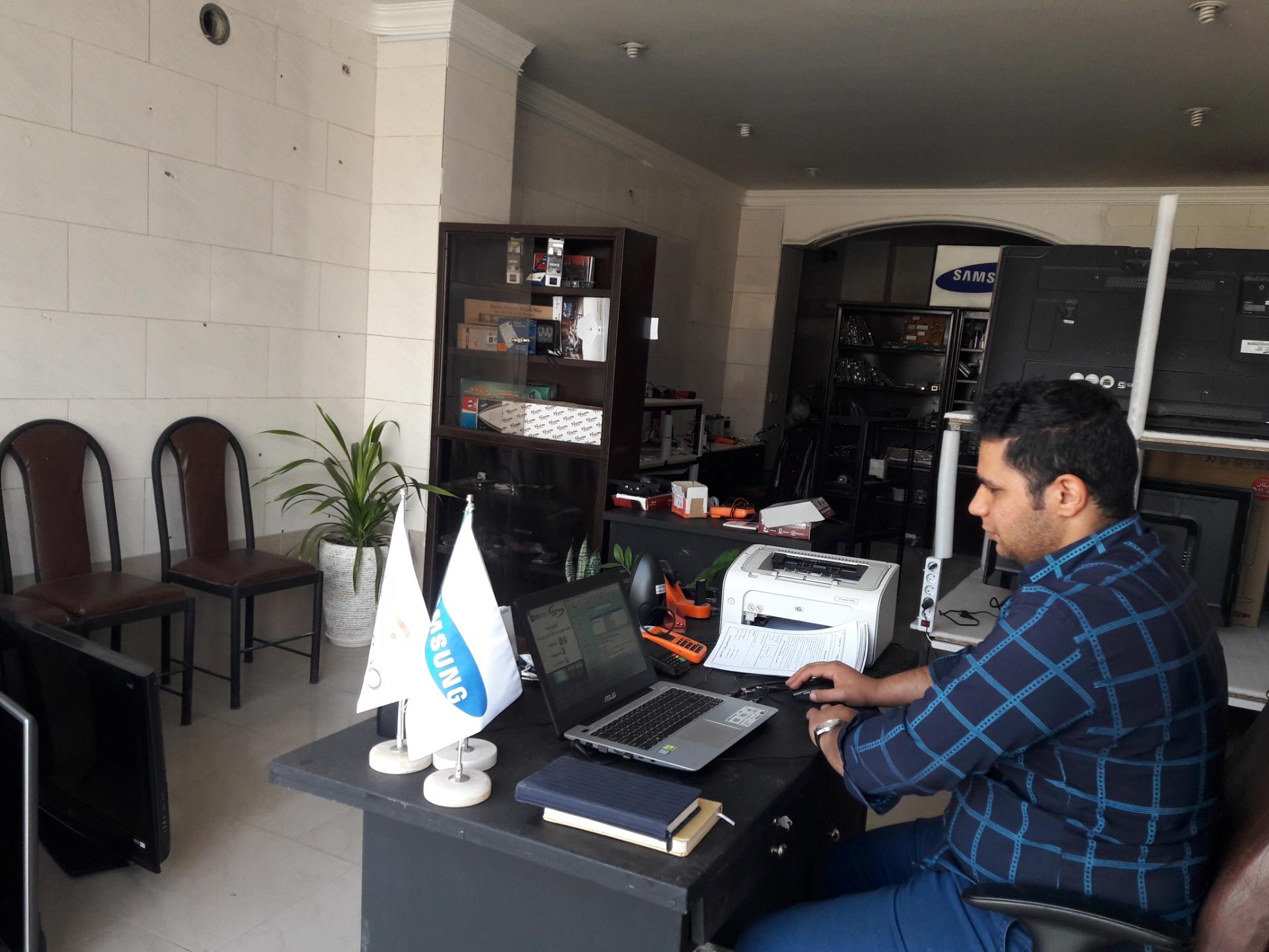 عکس تعمیرگاه تلویزیون و ال سی دی