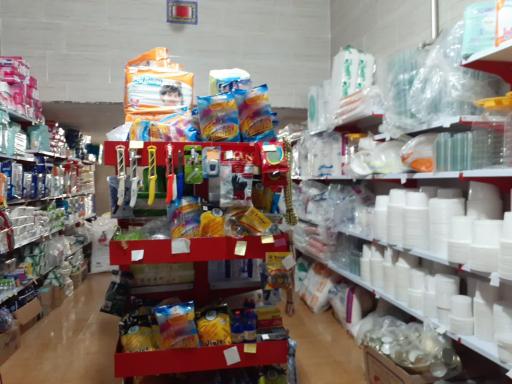 عکس ظروف یکبارمصرف نوین رویال