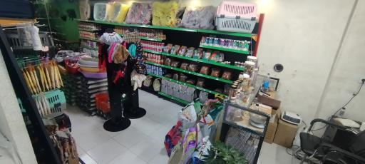 عکس پت شاپ و ملزومات حیوانات خانگی مدرسی