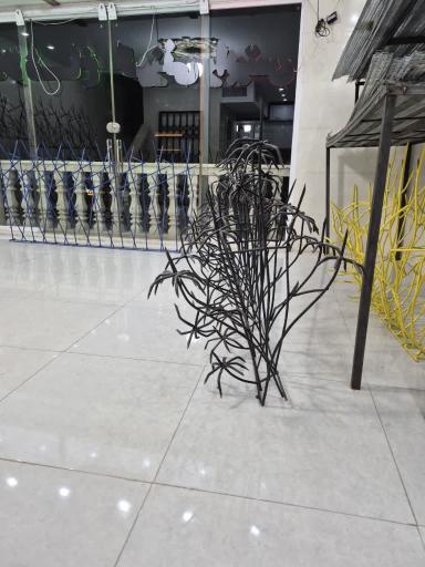 عکس بنگاه آهن آلات نویدی