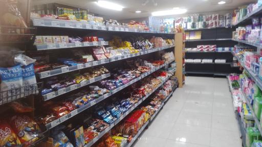 عکس افق کوروش (چهارراه تلفنخانه)