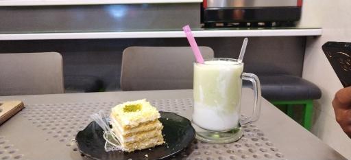 عکس کافه بستنی فریژن