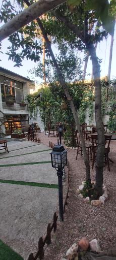 عکس خانه کتاب یارا