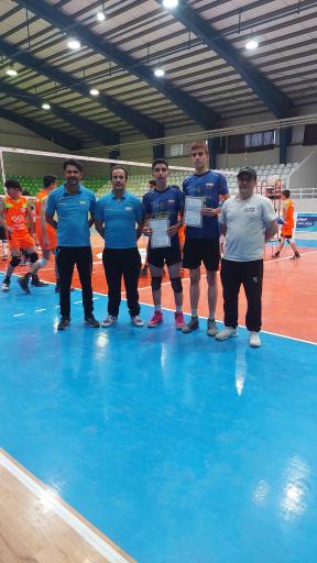 عکس خانه والیبال قروه