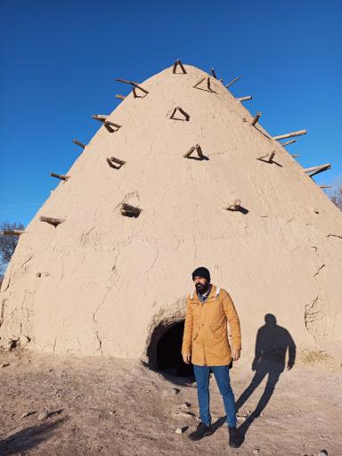 عکس یخچال تاریخی نمدمال های قوچان