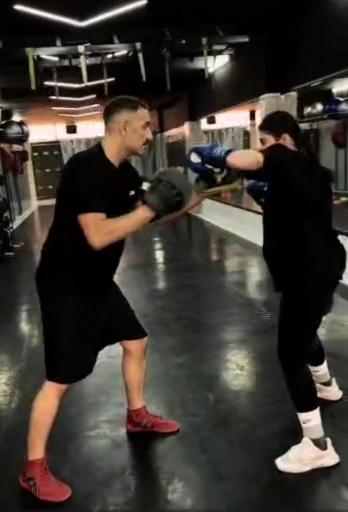 باشگاه بدنسازی و رزمی تکنیک برتر