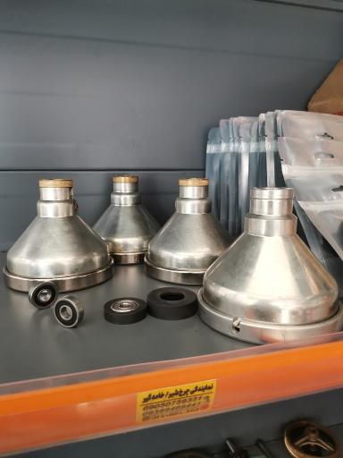 نمایندگی فروش انواع خامه گیر یا چرخ شیر قابل