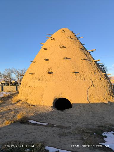 عکس یخچال تاریخی نمدمال های قوچان