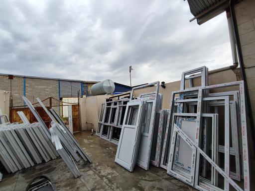 عکس پنجره دوجداره اهورا 