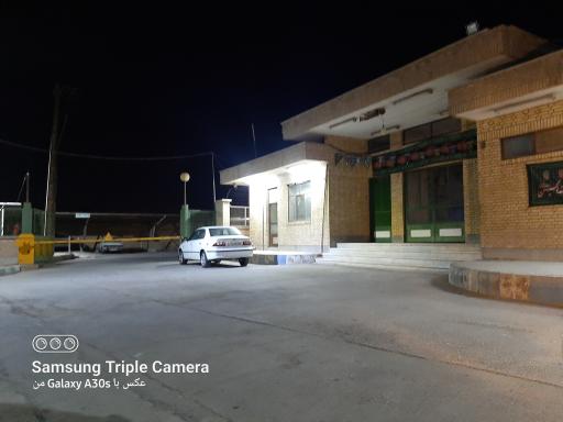 عکس کارخانه کاشی اصفهان