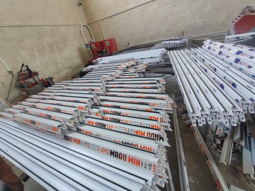 عکس پنجره دوجداره اهورا 