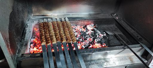 عکس کبابی و حلیم ممتاز