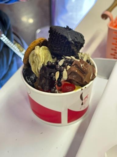 عکس بستنی سوئیتی لند